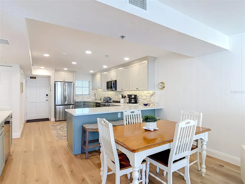 1051 OCEAN SHORE BOULEVARD #904 Ormond Beach, FL 32176