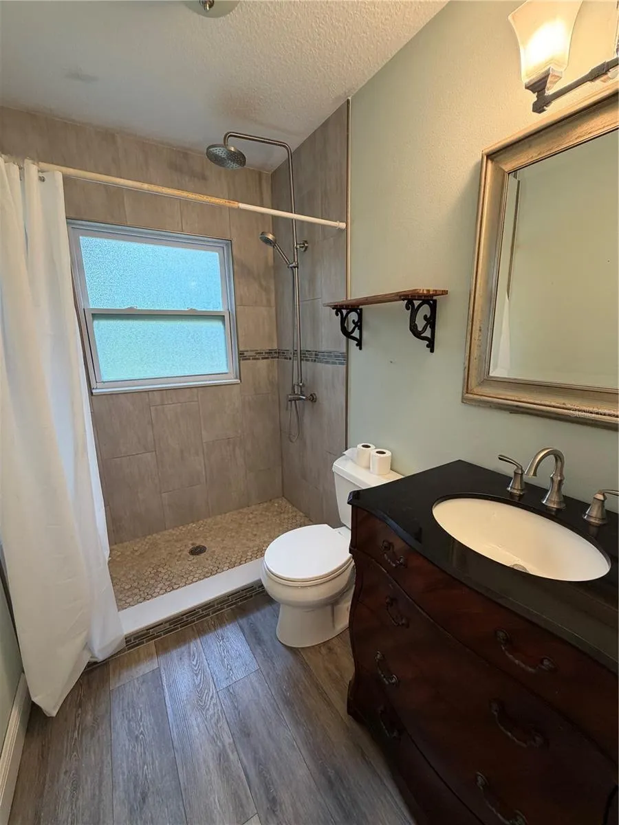 833 COLLINS AVENUE Apopka, FL 32712