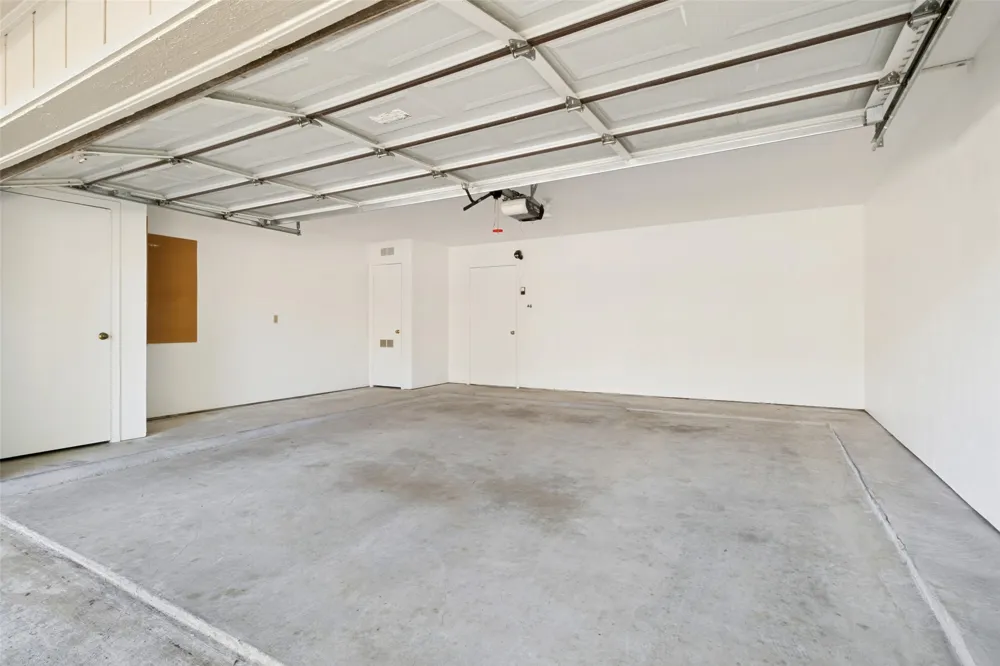12250 Montego Plaza Dallas, TX 75230