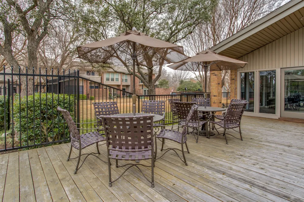 12250 Montego Plaza Dallas, TX 75230