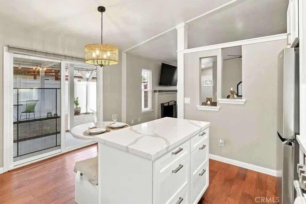 205 Honeysuckle Paso Robles, CA 93446
