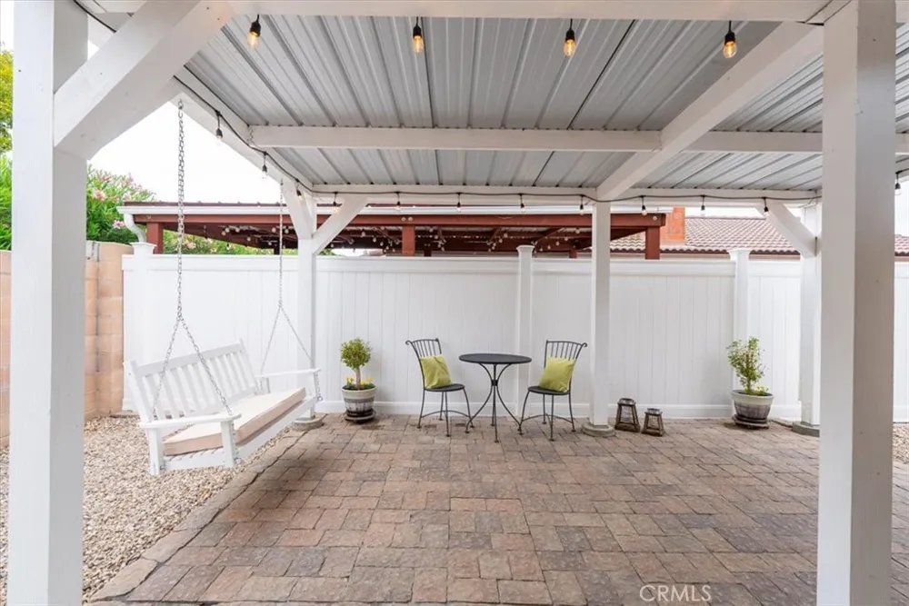 205 Honeysuckle Paso Robles, CA 93446