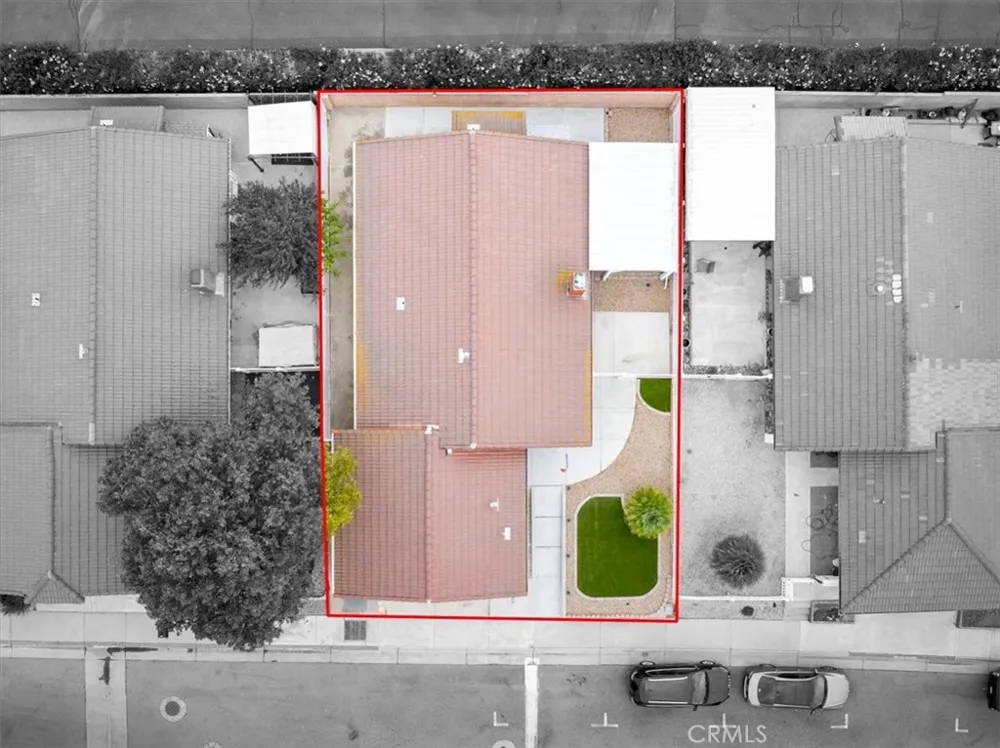 205 Honeysuckle Paso Robles, CA 93446