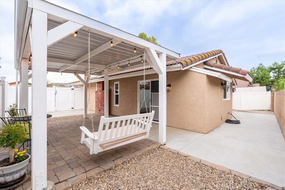 205 Honeysuckle Paso Robles, CA 93446