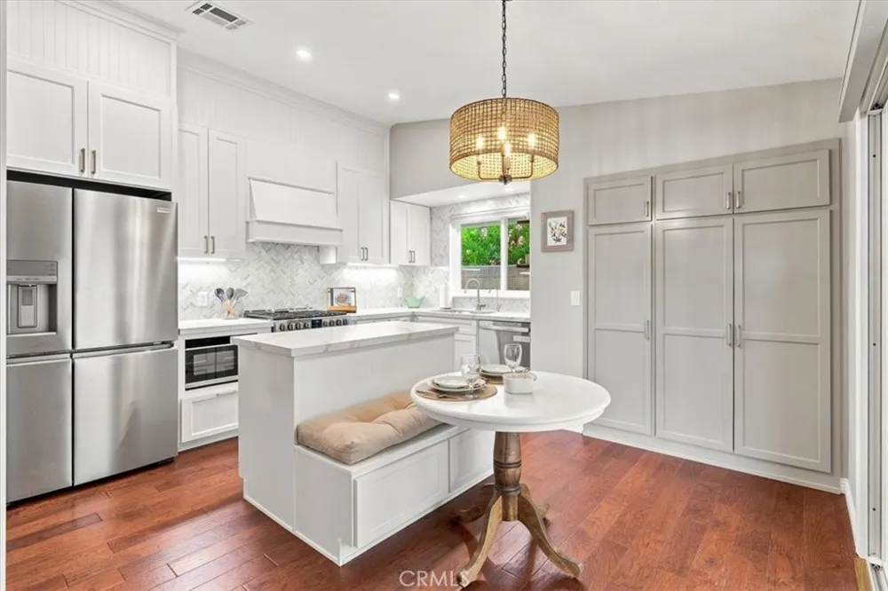 205 Honeysuckle Paso Robles, CA 93446