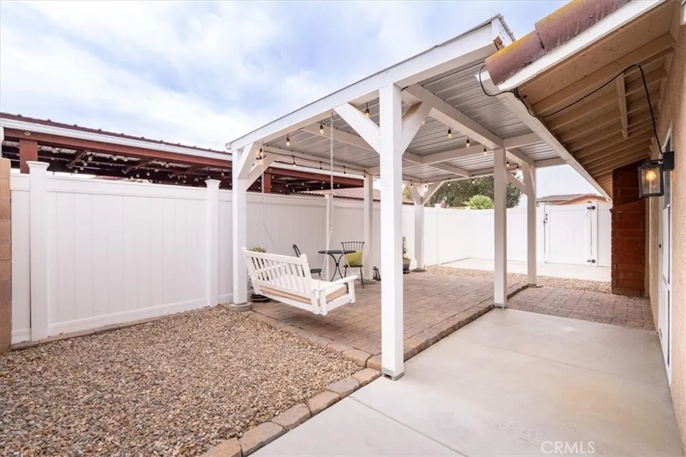 205 Honeysuckle Paso Robles, CA 93446