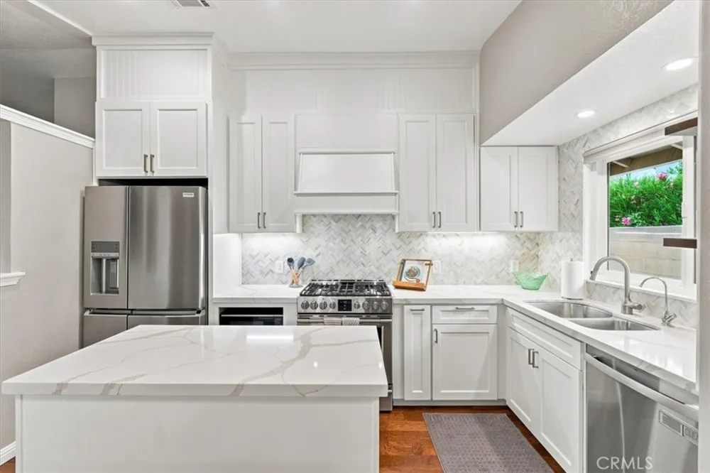 205 Honeysuckle Paso Robles, CA 93446