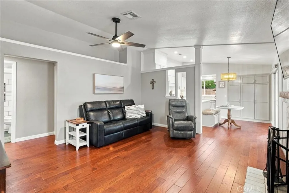 205 Honeysuckle Paso Robles, CA 93446