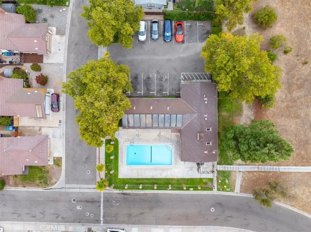 205 Honeysuckle Paso Robles, CA 93446