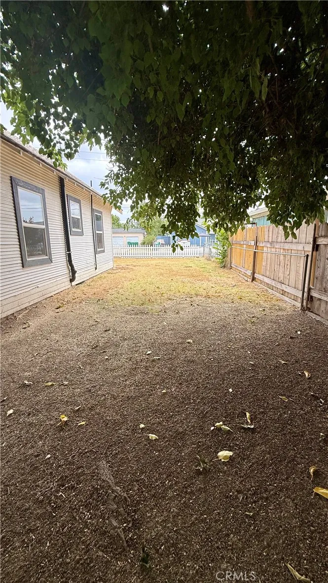 1212 Fig Ln Corning, CA 96021