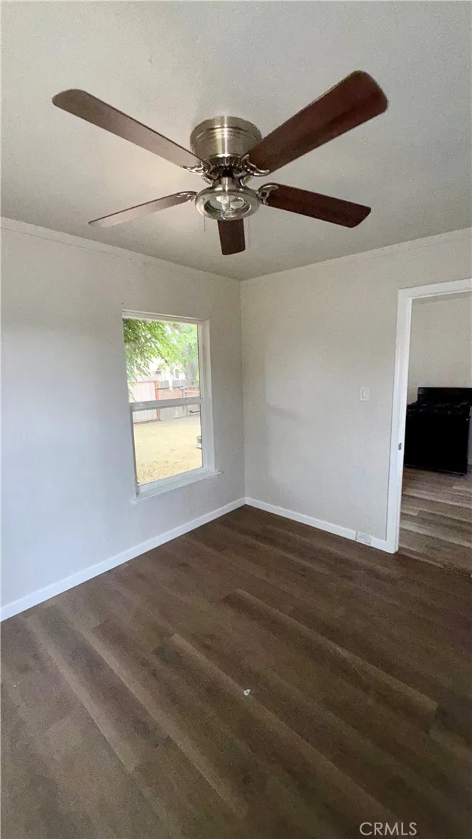1212 Fig Ln Corning, CA 96021