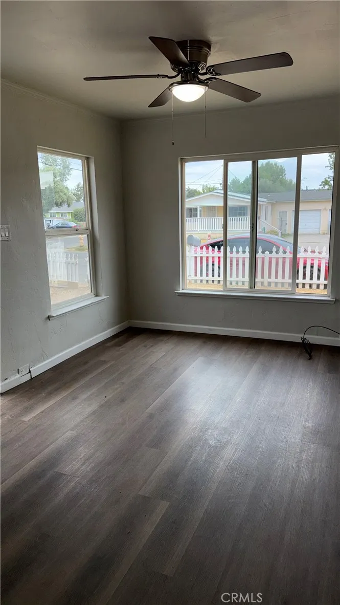 1212 Fig Ln Corning, CA 96021