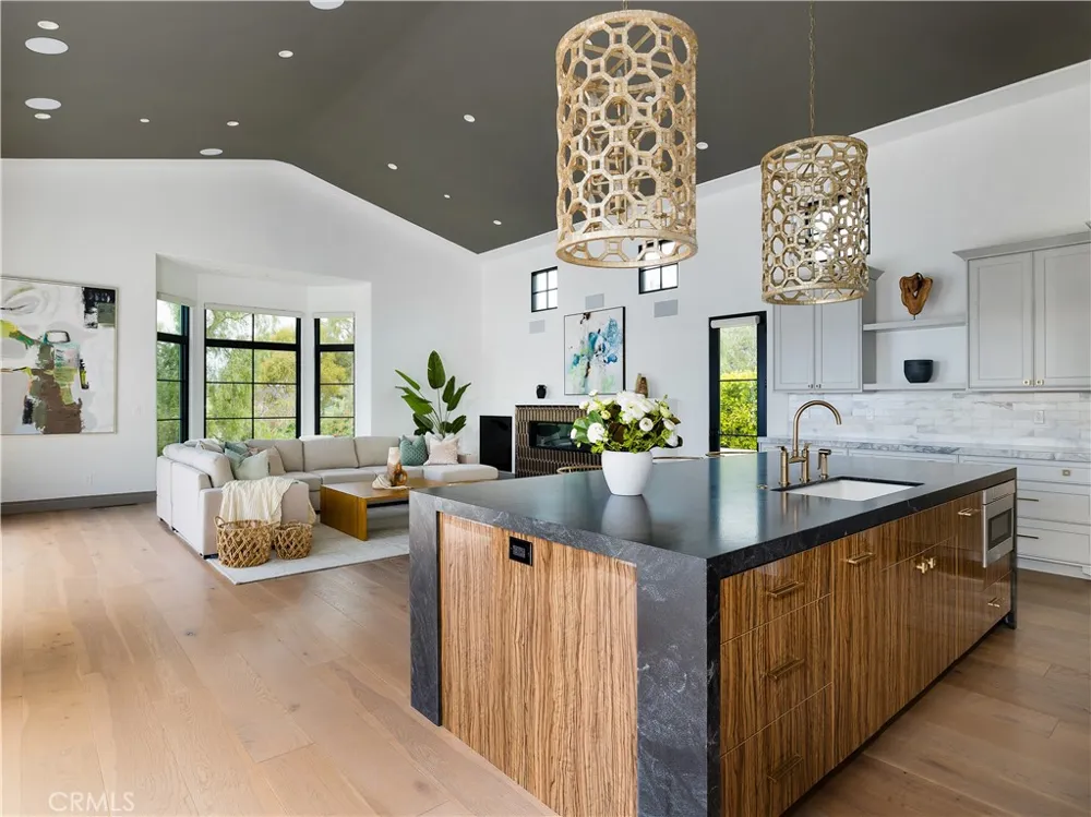 32009 Cape Point Rancho Palos Verdes, CA 90275