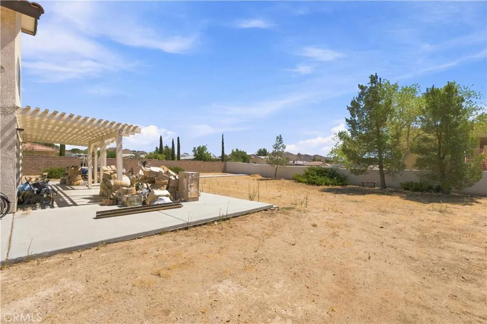 16239 Kamana Rd Apple Valley, CA 92307