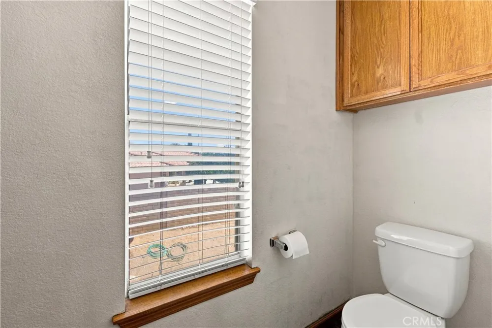 16239 Kamana Rd Apple Valley, CA 92307