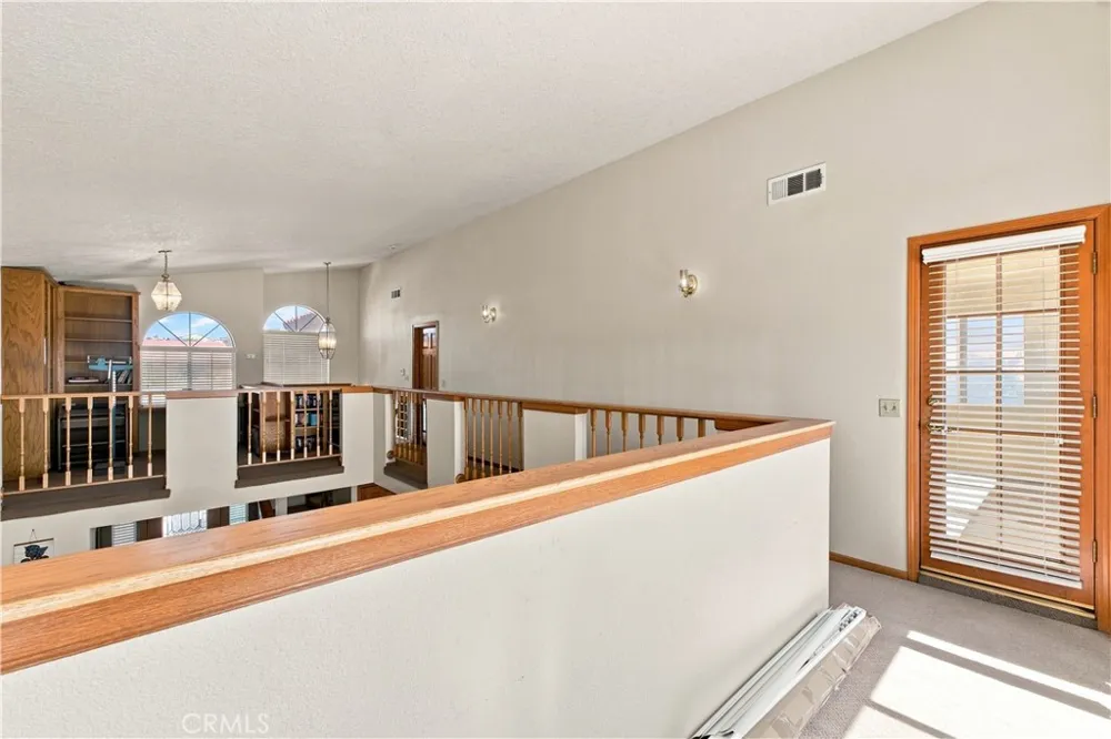 16239 Kamana Rd Apple Valley, CA 92307