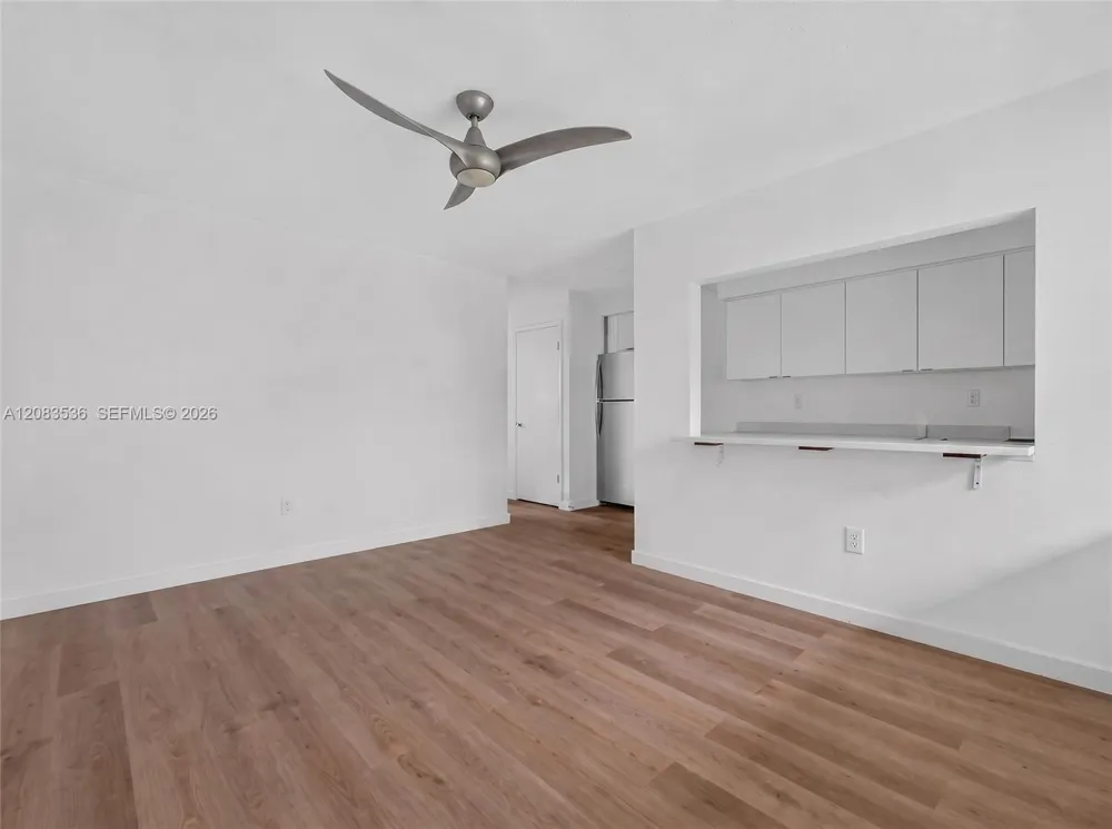 60 NW 79th St #22 Miami, FL 33150