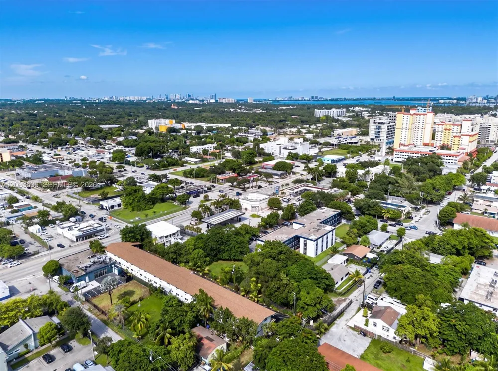 60 NW 79th St #22 Miami, FL 33150
