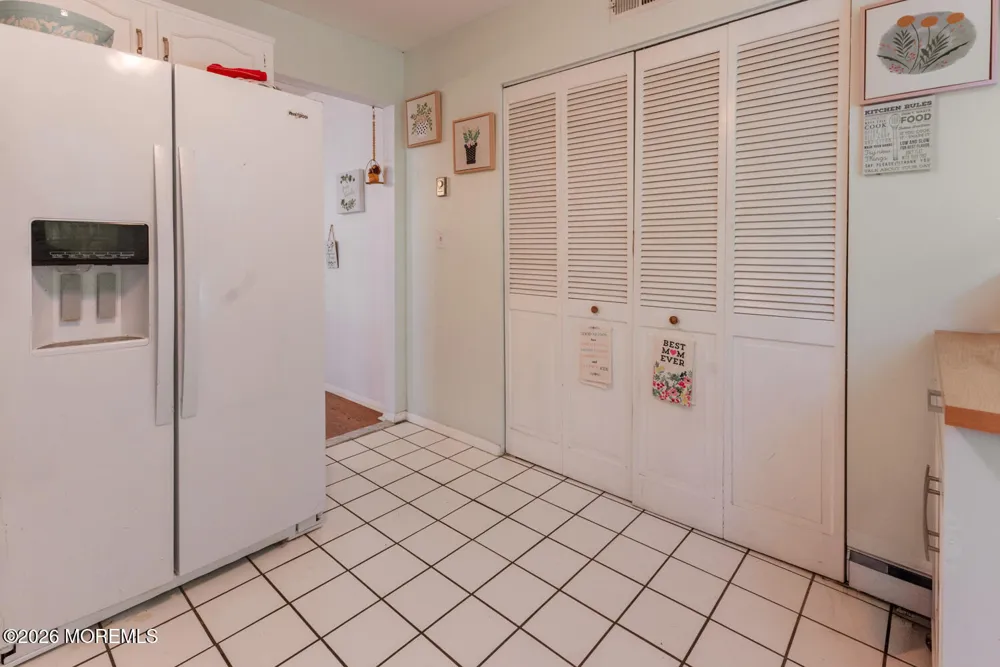 9 Elmswell Avenue Manchester, NJ 08759