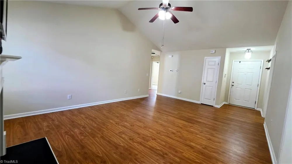 4765 Summerlyn Place Drive Kernersville, NC 27284