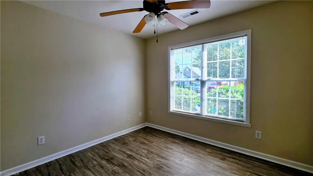 4765 Summerlyn Place Drive Kernersville, NC 27284