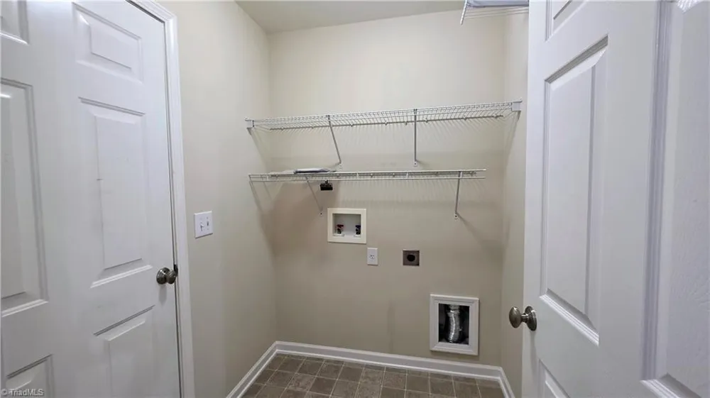 4765 Summerlyn Place Drive Kernersville, NC 27284
