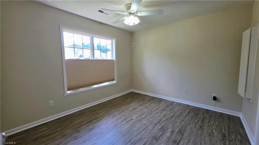 4765 Summerlyn Place Drive Kernersville, NC 27284