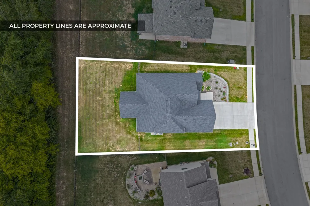 365 Frontier Dr Clarksville, TN 37043