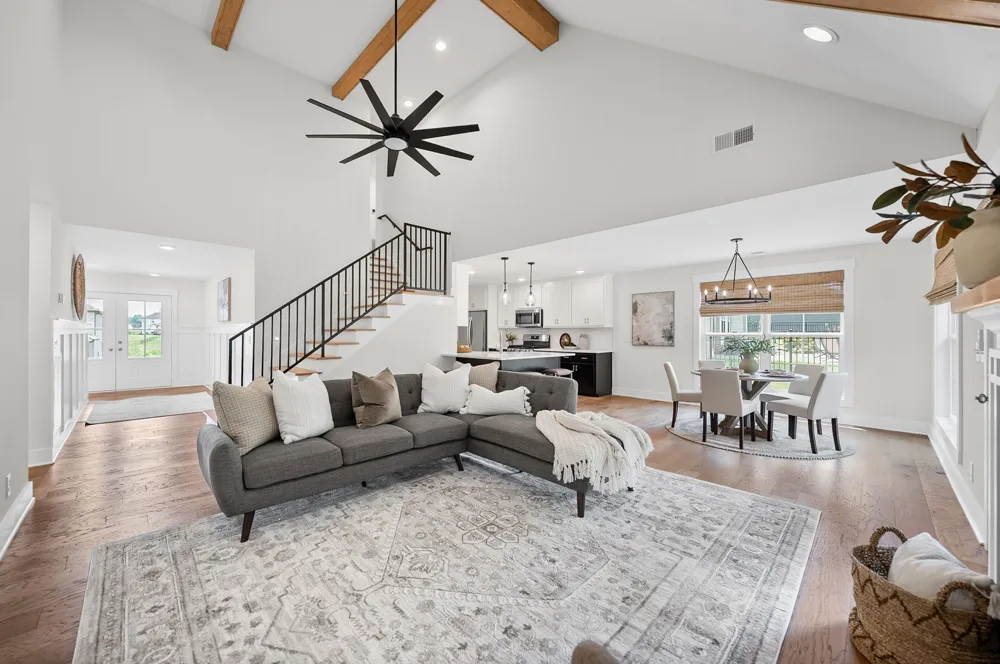 365 Frontier Dr Clarksville, TN 37043