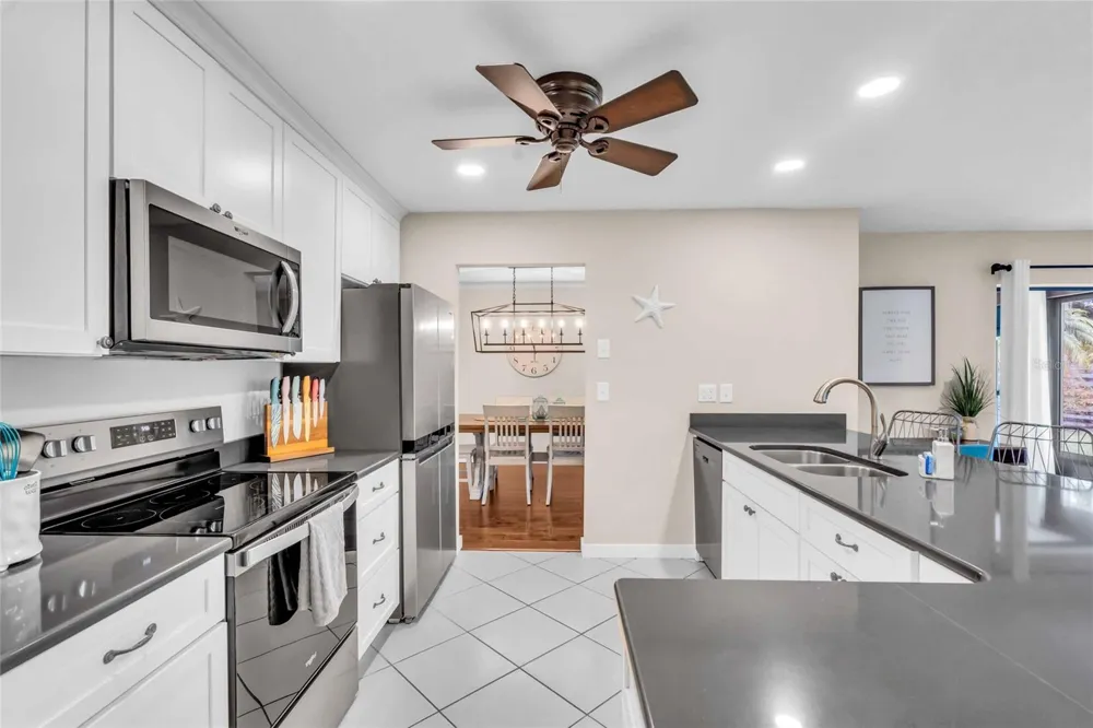 8402 14TH AVENUE NW Bradenton, FL 34209