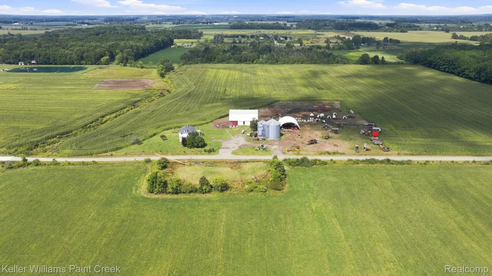 8850 Lohr Road Greenwood Township, MI 48006