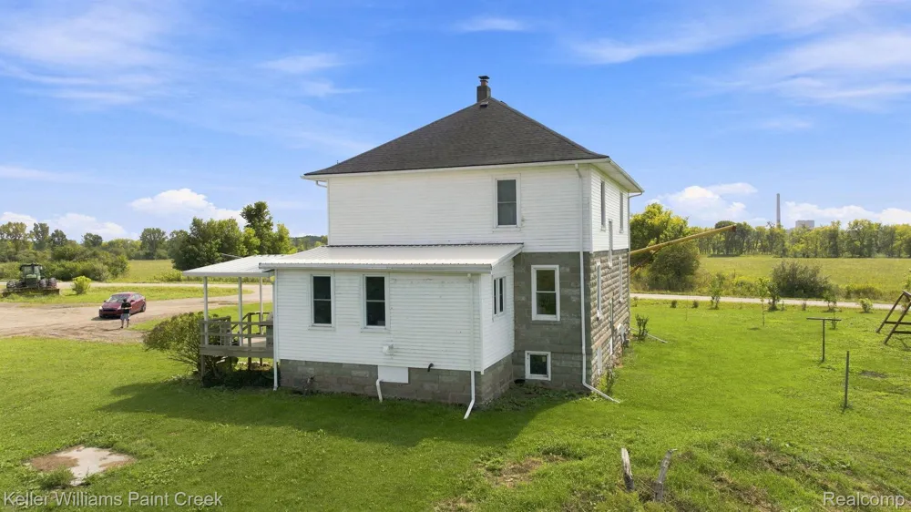 8850 Lohr Road Greenwood Township, MI 48006