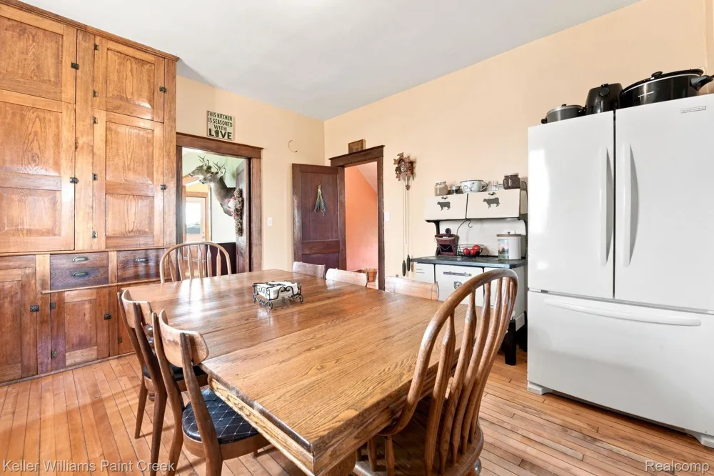 8850 Lohr Road Greenwood Township, MI 48006