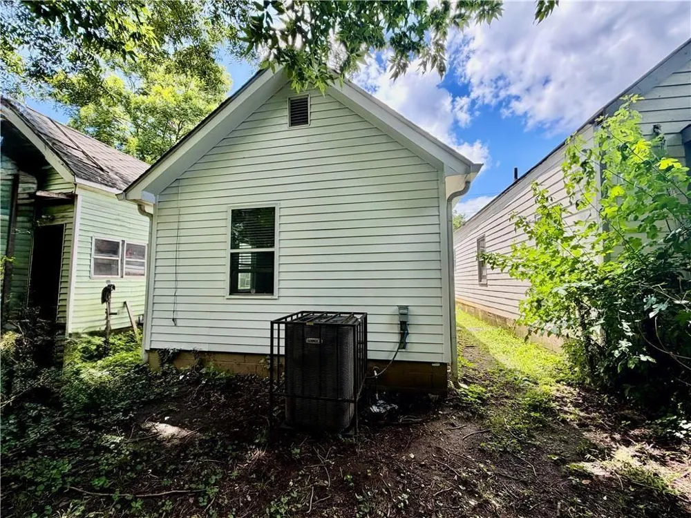 946 Hubbard Street SW Atlanta, GA 30310