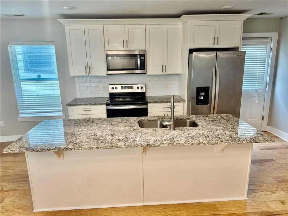 946 Hubbard Street SW Atlanta, GA 30310