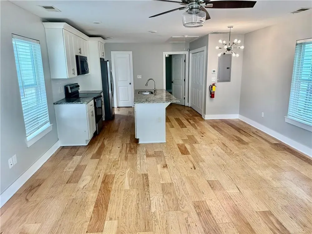 946 Hubbard Street SW Atlanta, GA 30310