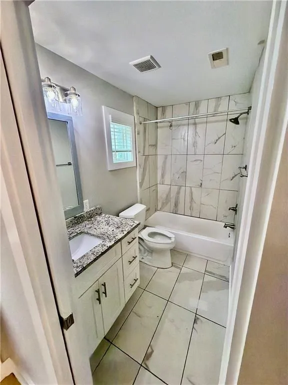 946 Hubbard Street SW Atlanta, GA 30310