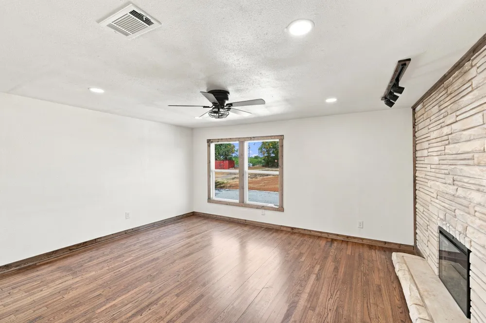 659 Fm 3050 Whitney, TX 76692