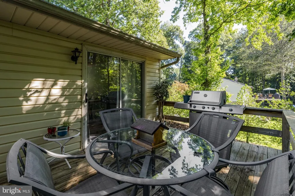 901 NARVON ROAD Narvon, PA 17555