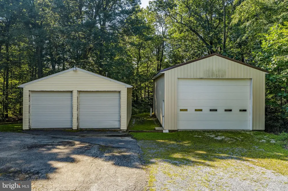 901 NARVON ROAD Narvon, PA 17555