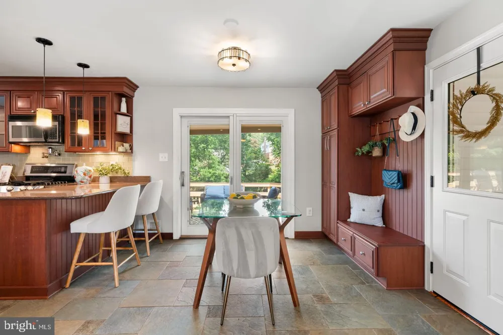 9202 SETTER PLACE Springfield, VA 22153