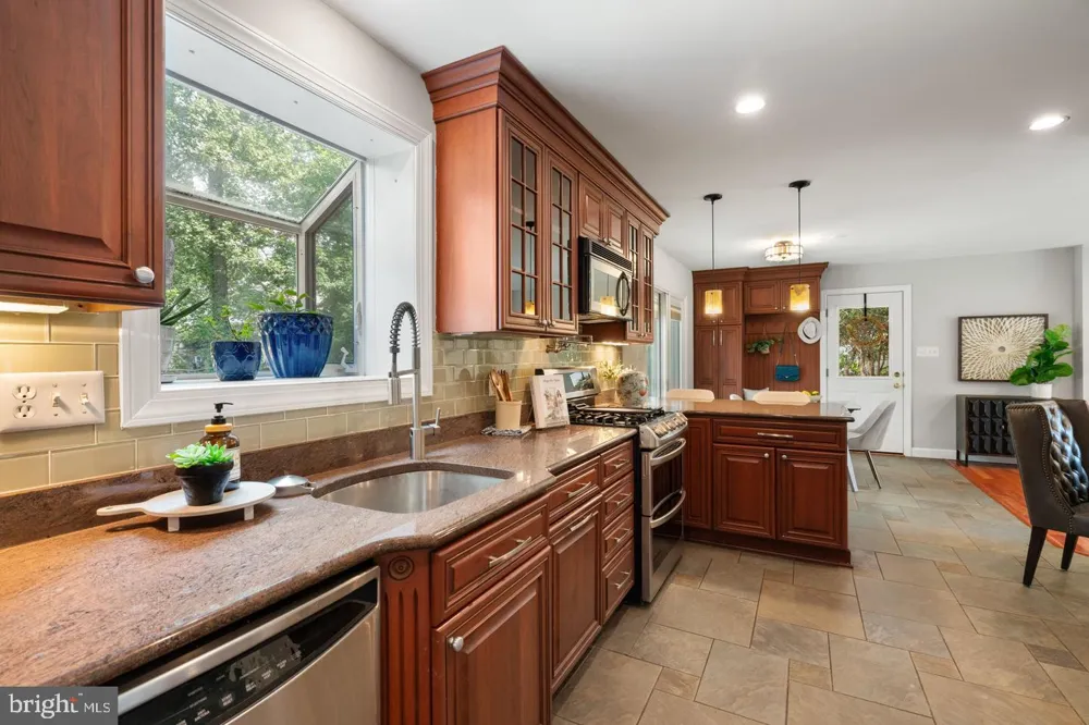 9202 SETTER PLACE Springfield, VA 22153