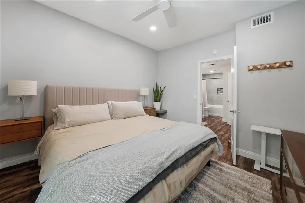24121 Del Monte Drive #133 Valencia, CA 91355