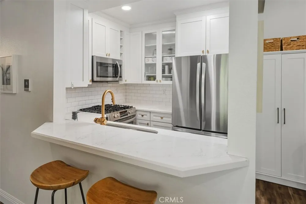 24121 Del Monte Drive #133 Valencia, CA 91355