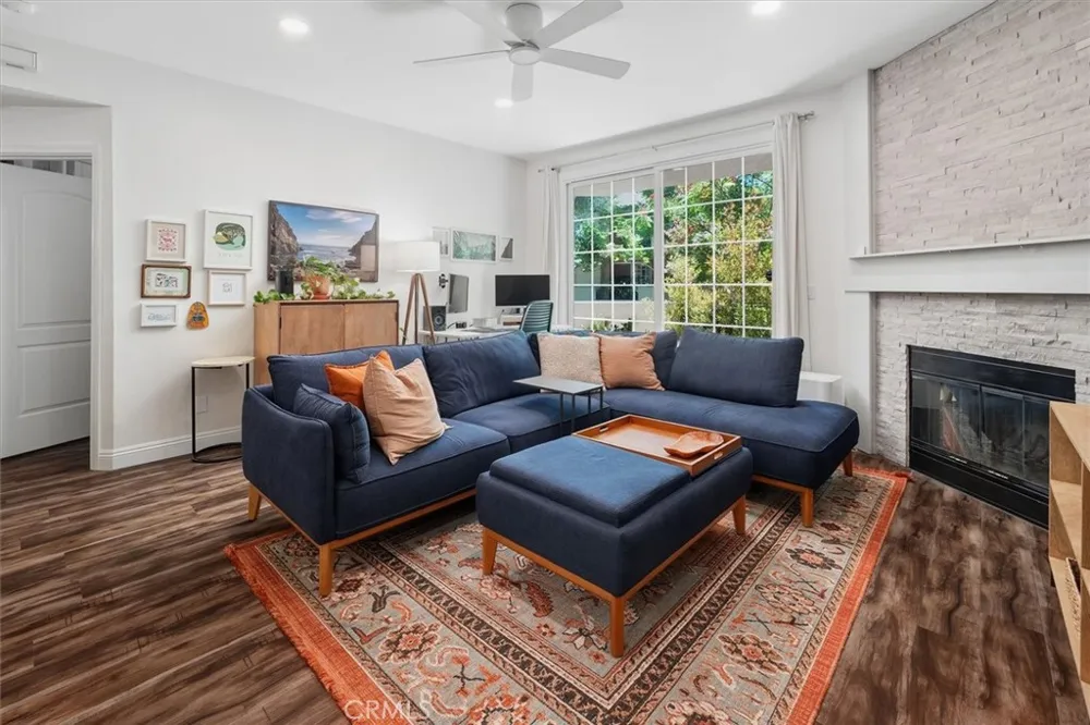 24121 Del Monte Drive #133 Valencia, CA 91355