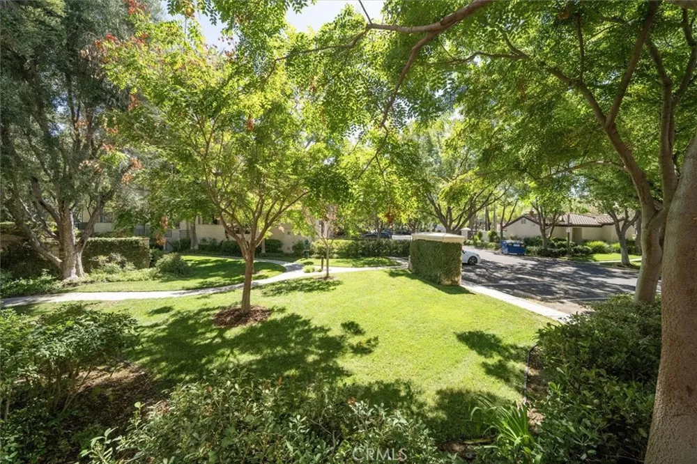 24121 Del Monte Drive #133 Valencia, CA 91355