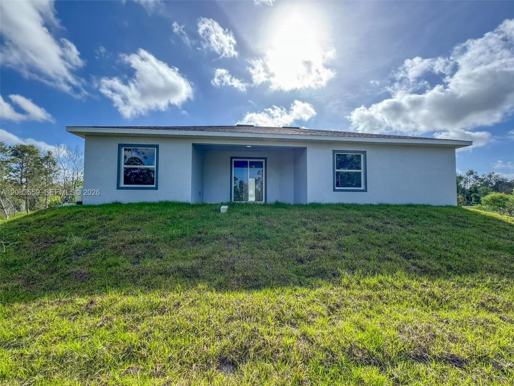 852 Belden Ave Lehigh Acres, FL 33974