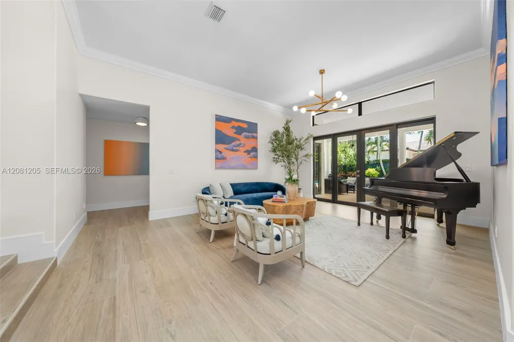 7250 SW 99th St Pinecrest, FL 33156
