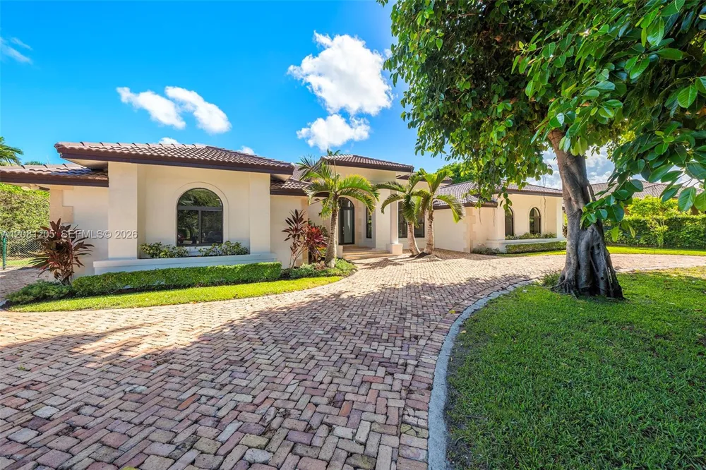 7250 SW 99th St Pinecrest, FL 33156