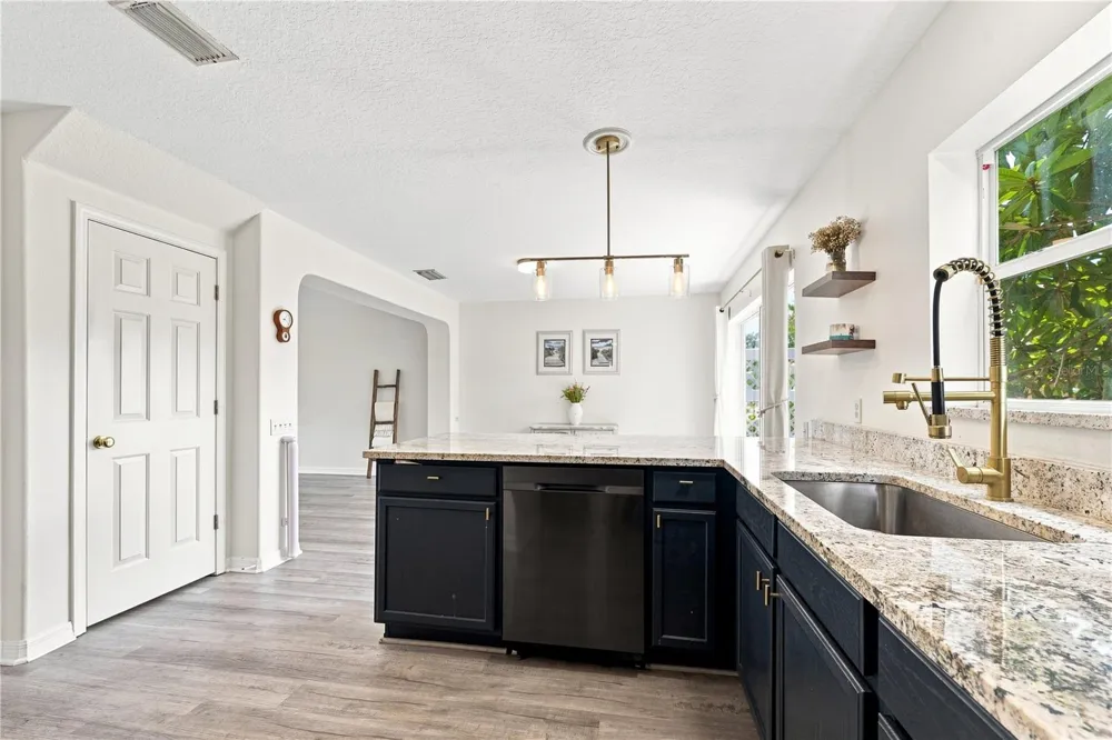 13158 THOROUGHBRED LOOP Largo, FL 33773